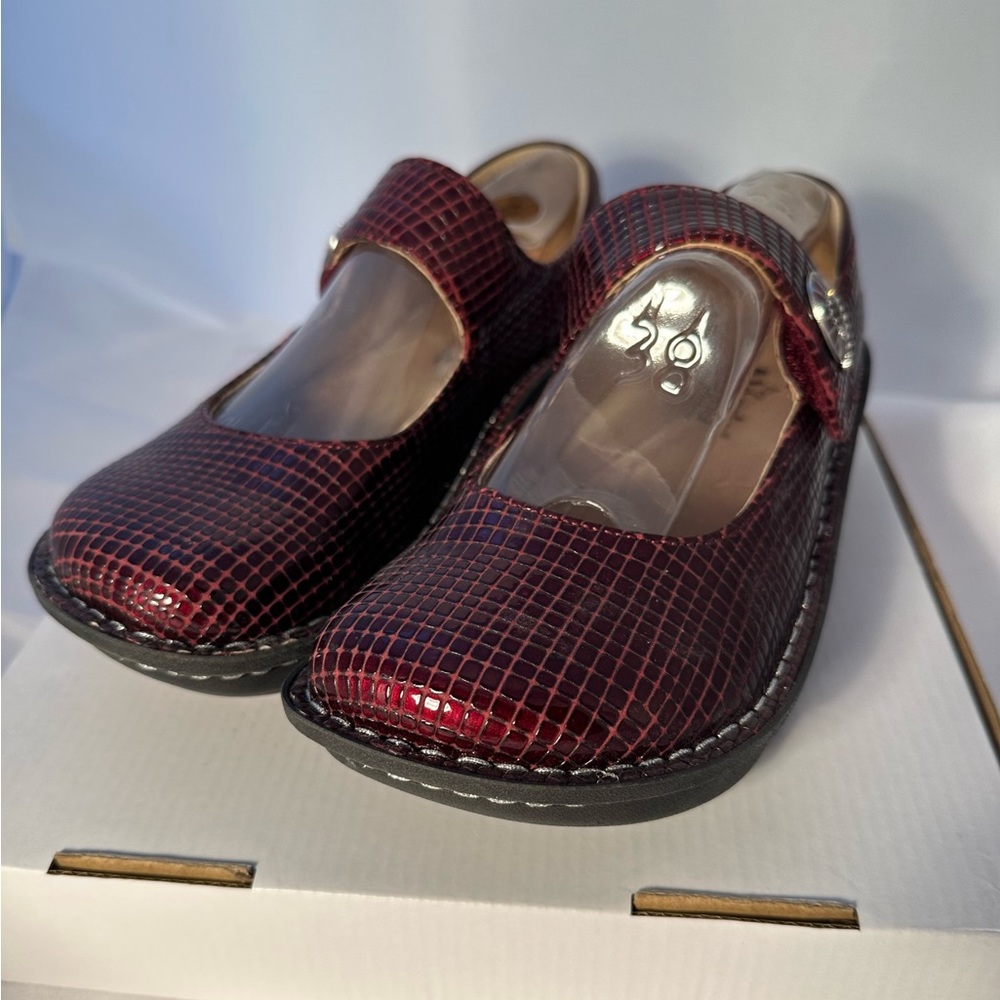 Alegria Mary Jane’s size 38